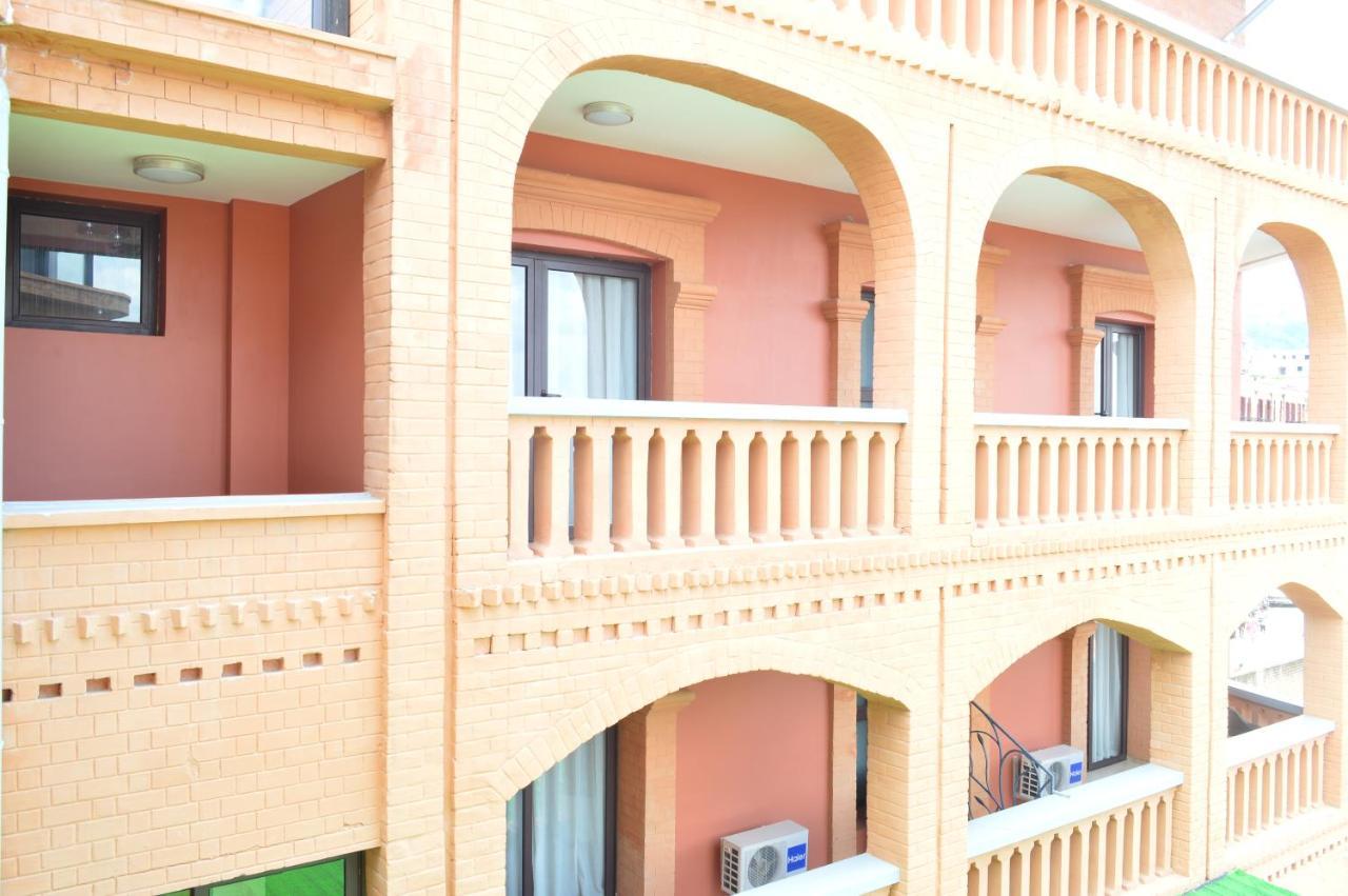Havana Resort Antananarivo Exteriör bild